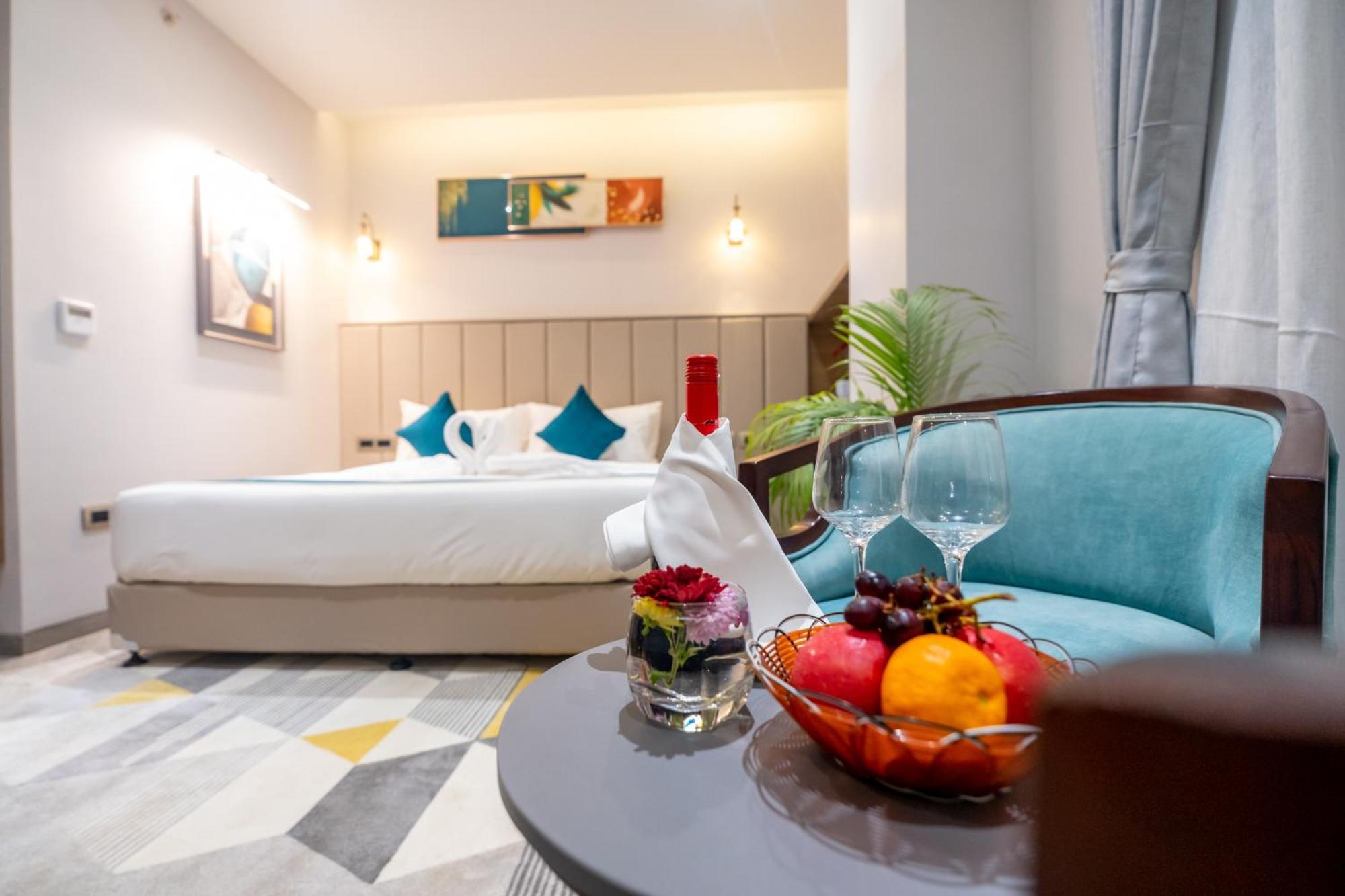 De Crown Inn Jogikuti Zewnętrze zdjęcie